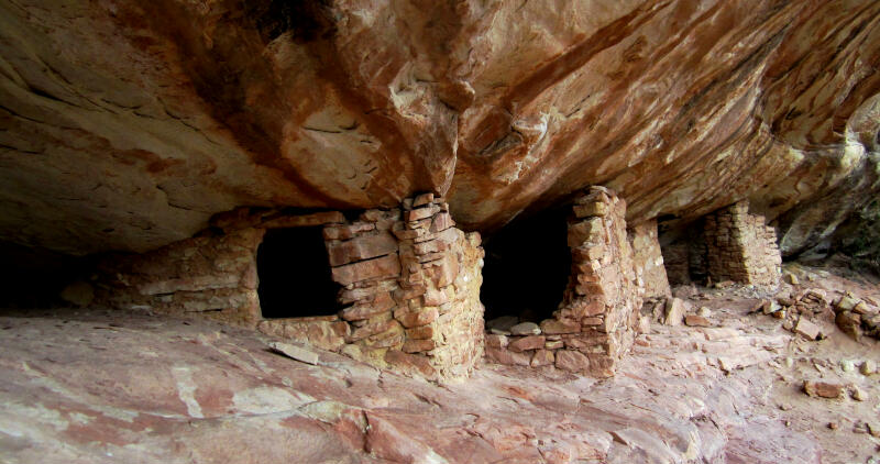 Beaver Pond Ruins in Arch Canyon